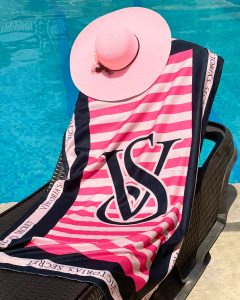 حوله استخری ویکتوریا سکرت VS