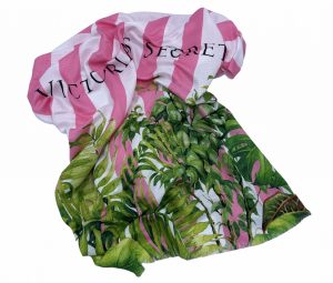 شال Victoria's Secret Nature - Image 2