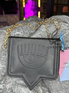 دوشی کوچک کیارا مشکی- Chiara Ferragni