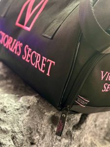 V ویکتوریا سکرت اکلیلی شاین - Image 3