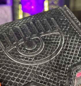 دوشی کوچک کیارا پوست ماری مشکی - Chiara Ferragni - Image 2