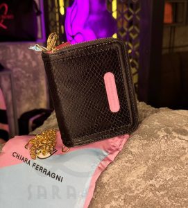 دوشی کوچک کیارا پوست ماری مشکی - Chiara Ferragni - Image 3